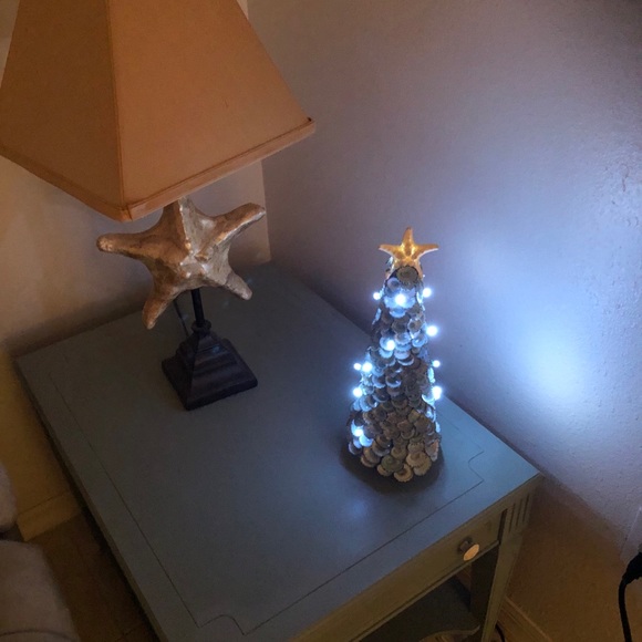 Aqua Limpet Coastal Tree - Picture 8 of 9